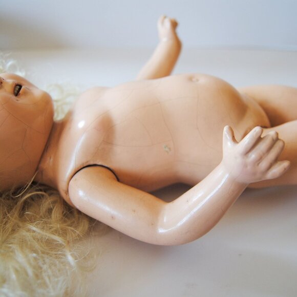 Antique  Shirley Temple Composition Doll  1930’s Vintage 16" w/teeth, dimples - Picture 7 of 10